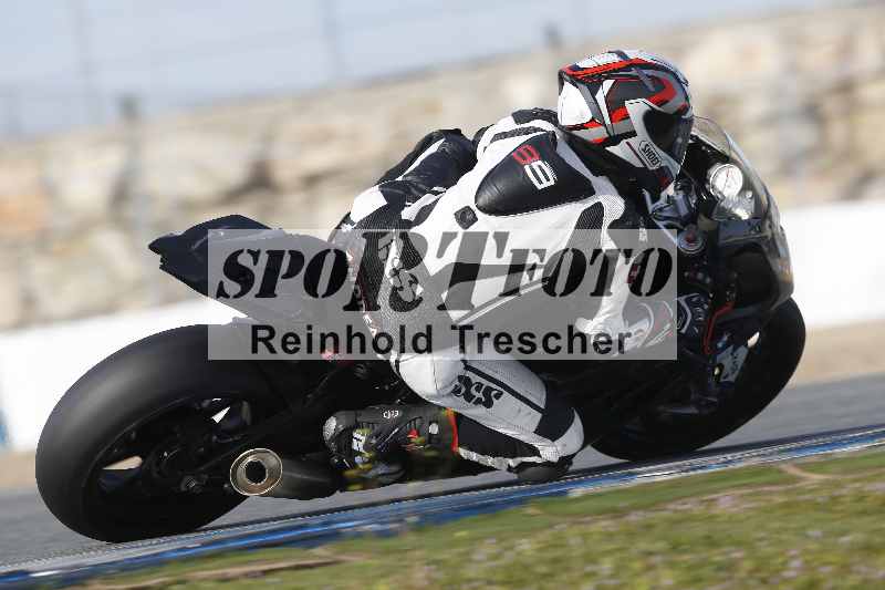 /Archiv-2024/01 26.-28.01.2024 Moto Center Thun Jerez/Gruppe rot-red/backside